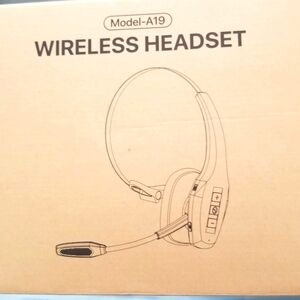 Wireless Headset with Microphone - Black